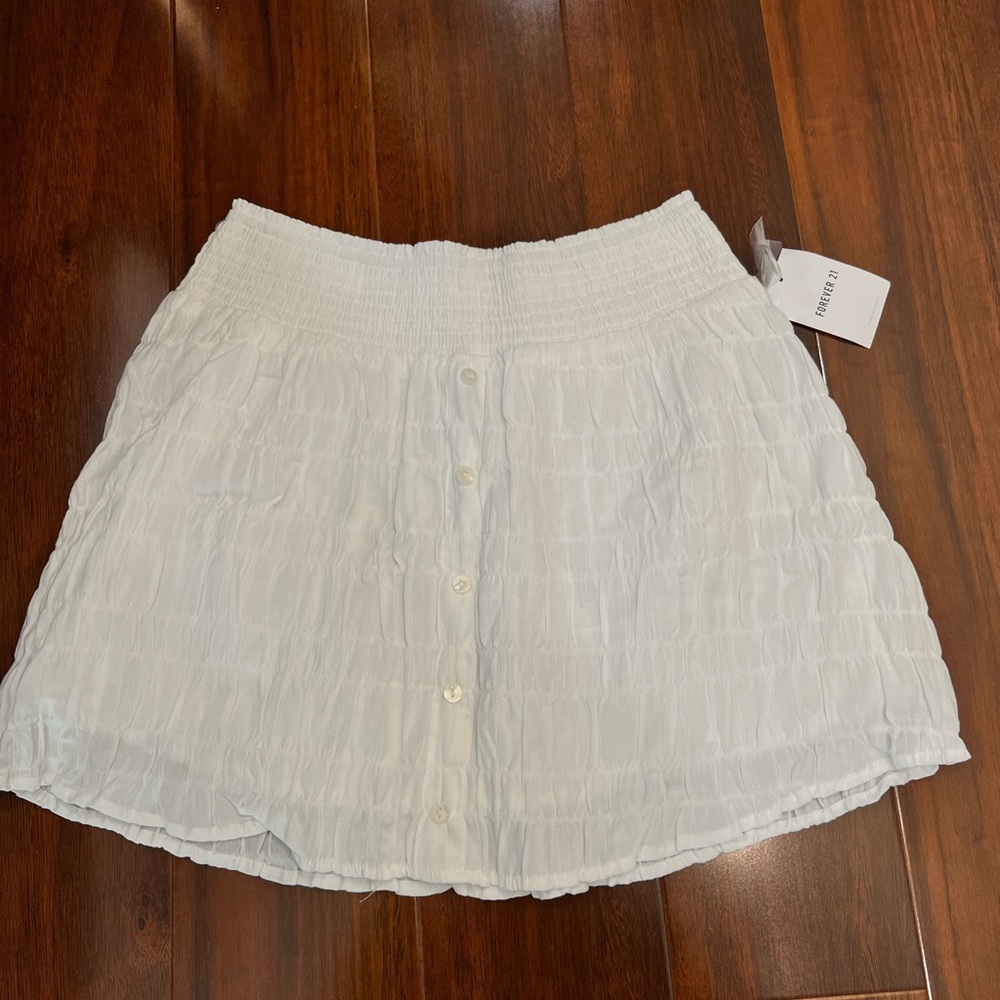 NWT White Flowy Skirt